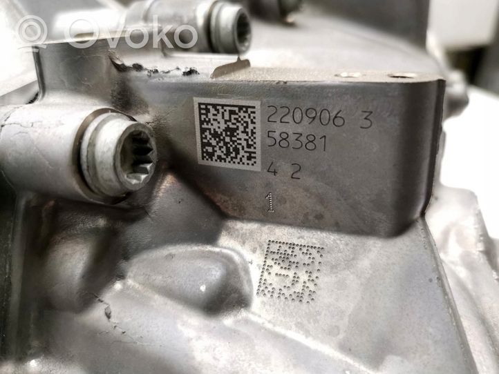 Skoda Enyaq iV Elektromobilio variklis 1EA901153G UYX, 1EA907230