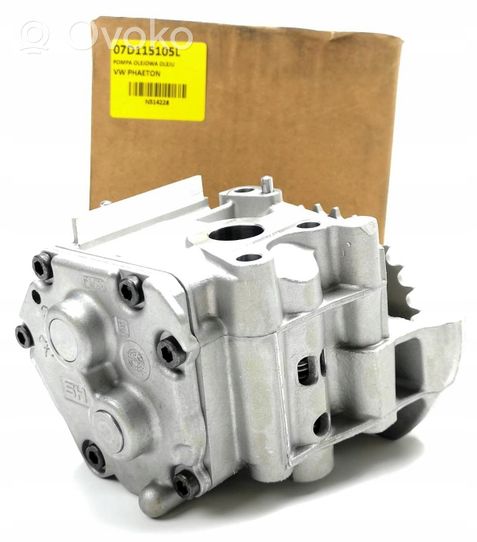 Volkswagen Phaeton Oil pump 07D115105L