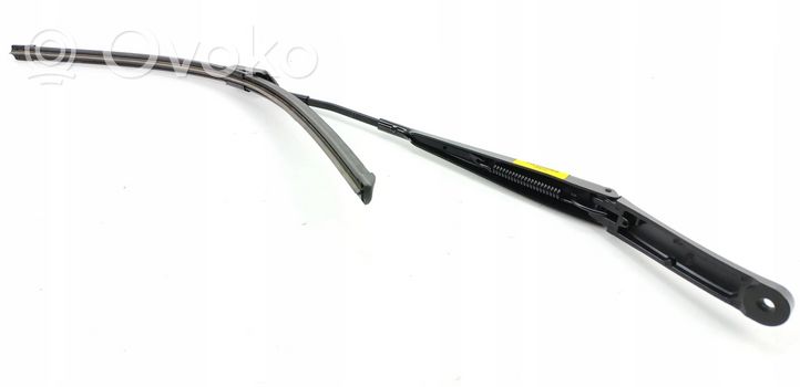 Volkswagen Eos Front wiper blade arm 5NC955410