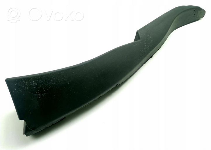 Volkswagen New Beetle Rivestimento dell’estremità del parafango 5C5864236B