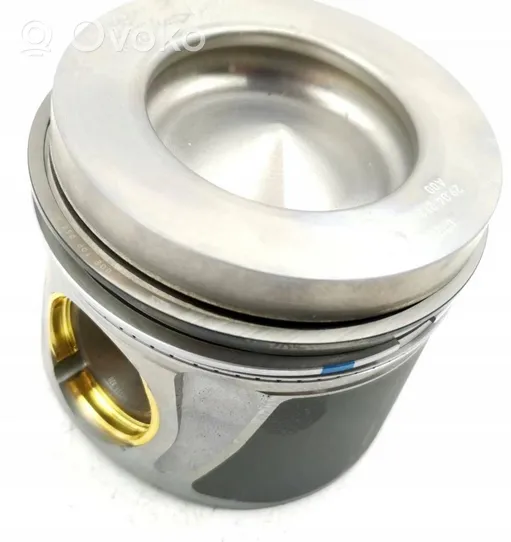 Volkswagen Touareg I Piston 059107072FG