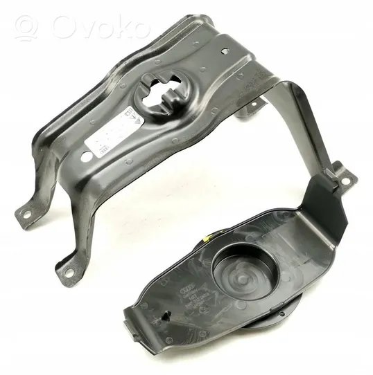 Audi A5 Support roue de secours 8W0802715C