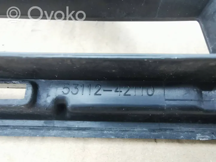 Toyota RAV 4 (XA40) Kratka dolna zderzaka przedniego 5311242110