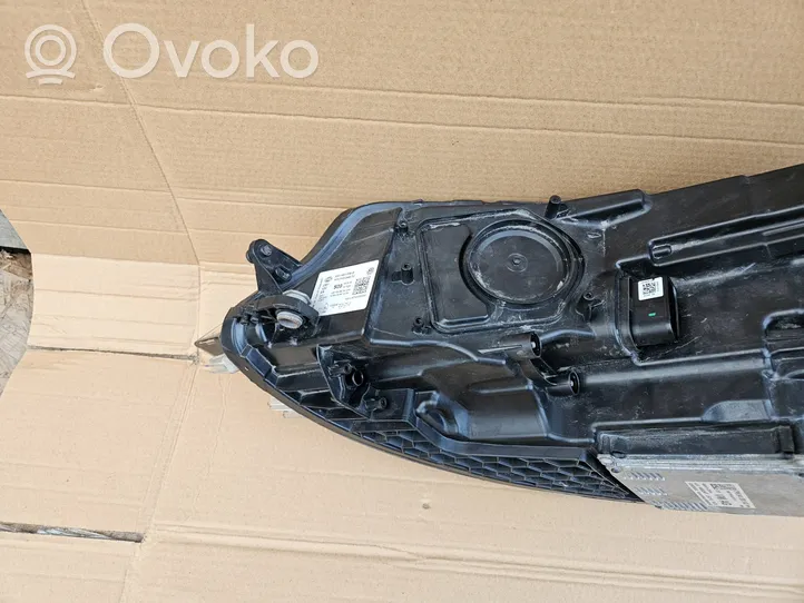 Volkswagen e-Golf Lampa przednia 5G1041036B