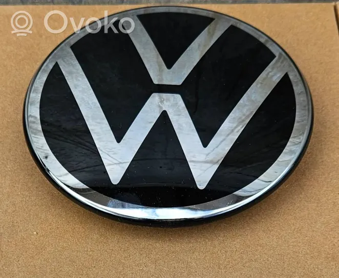 Volkswagen Golf VIII Mostrina con logo/emblema della casa automobilistica 5H0853601M