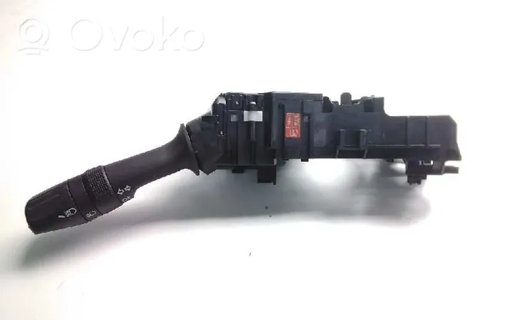 Toyota Auris E180 Suuntavilkun vipu 0273017F850L13