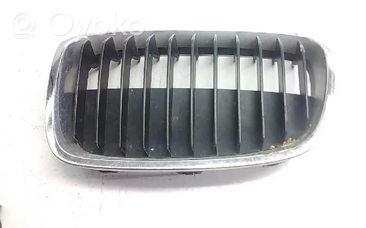 BMW 1 F20 F21 Grill / Wlot powietrza błotnika przedniego 7324389