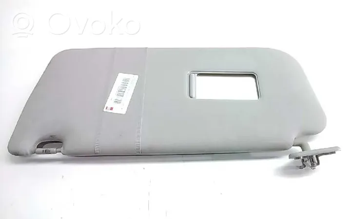 Mitsubishi Montero Skydelis nuo saulės MR216240