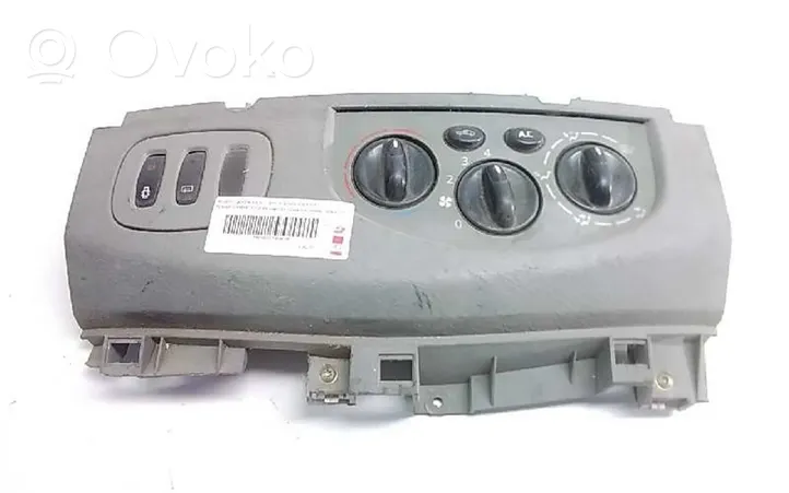 Nissan Primastar Air conditioner control unit module 8200004603