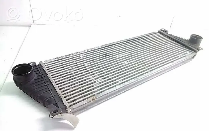 Mercedes-Benz Sprinter W901 W902 W903 W904 Radiador intercooler 