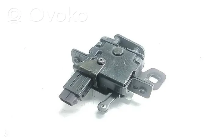 BMW 5 E34 Tailgate lock latch 51241973194