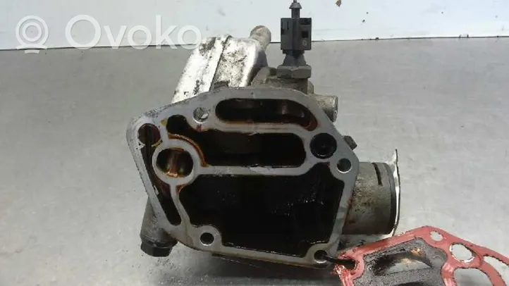 Seat Toledo I (1L) Radiateur d'huile moteur 06A115417