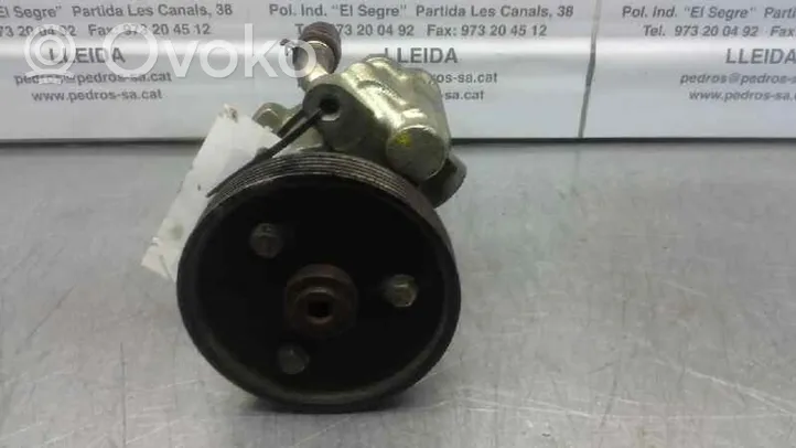 Renault Megane I Pompe de direction assistée 26058572