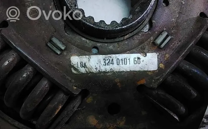 Daihatsu Rocky Sankabos komplektas 324010160