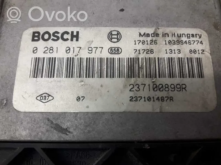 Opel Movano B Dzinēja vadības bloks 0281017977