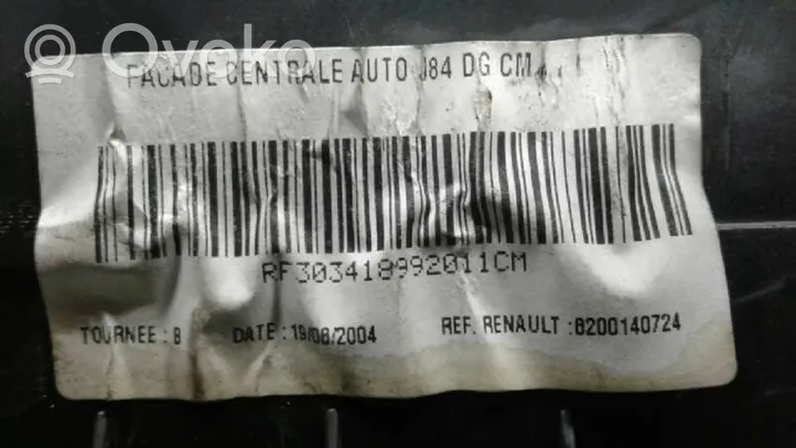 Renault Scenic RX Centrinės oro grotelės 303418992011