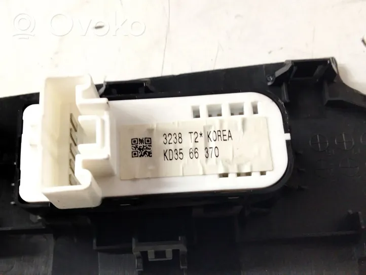 Mazda 3 III Interrupteur commade lève-vitre KD3566370