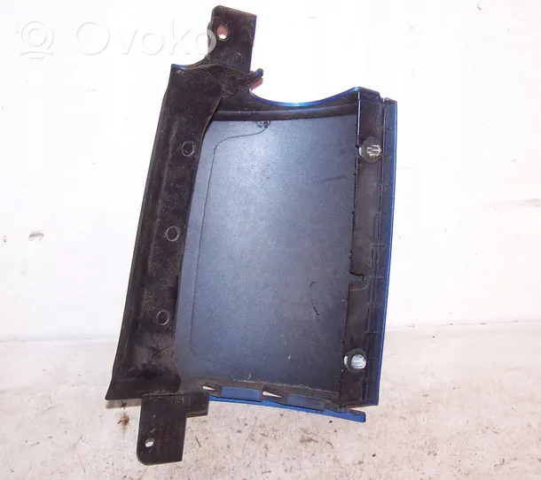 Nissan Note (E11) Moulure sous phares NISSAN