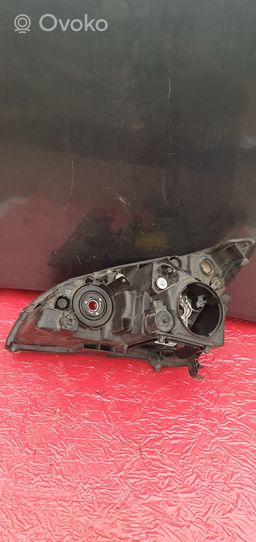 Lexus RX 300 Lampa przednia 992268107