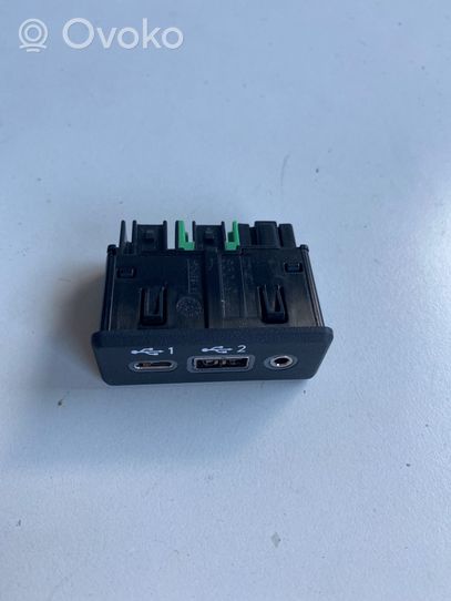 Nissan Murano Z52 Connettore plug in USB 280236HL0A