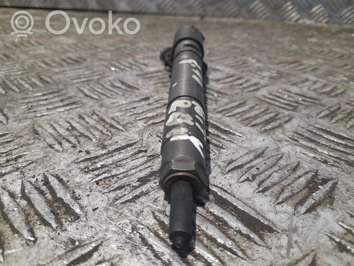 Volvo XC70 Injecteur de carburant 31272690