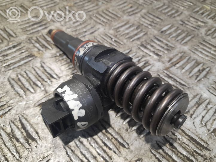 Volkswagen Sharan Injecteur de carburant 038130073ak