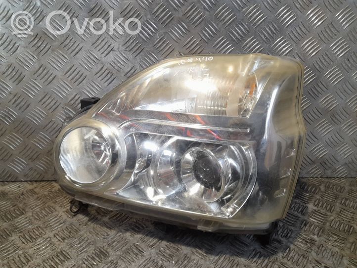 Nissan X-Trail T31 Lampa przednia 