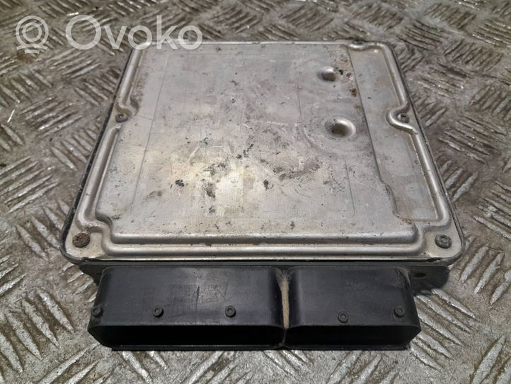 Dodge Caliber Calculateur moteur ECU 0281012129