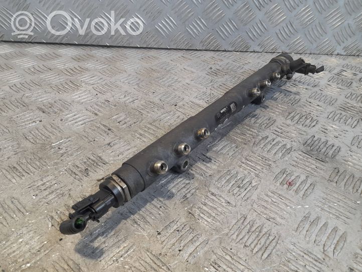 Volvo XC90 Listwa wtryskowa 0445215023