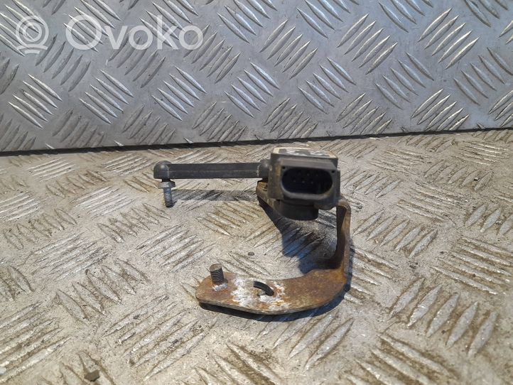 BMW 7 E65 E66 Augstuma sensors (priekšējo lukturu) 6763736