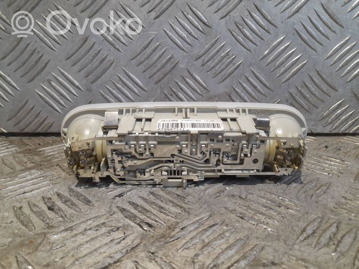 Audi A5 8T 8F Lampka podsufitki tylna 8T0947111