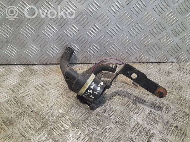 Volkswagen PASSAT B7 Pompe à eau de liquide de refroidissement 5N0965561A