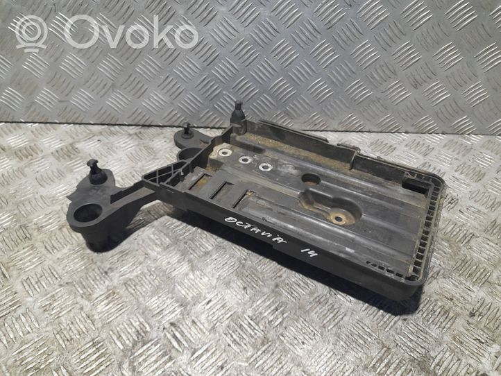 Skoda Octavia Mk3 (5E) Vassoio batteria 5Q0915321