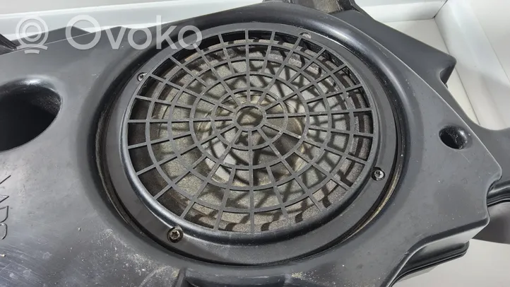 Audi A3 S3 8P Subwoofer-bassokaiutin 8P3035382