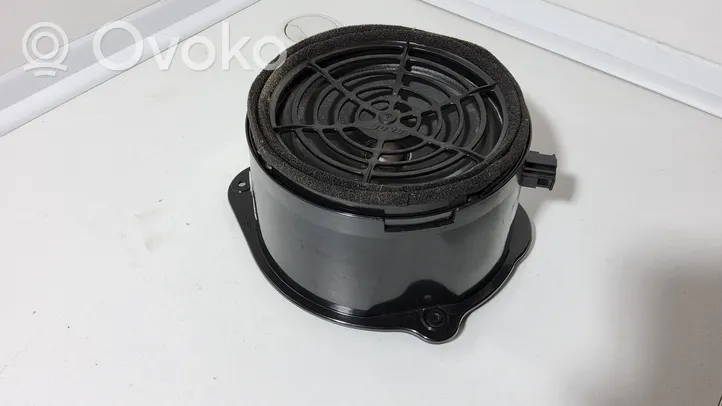 Audi A6 Allroad C6 Takaoven kaiutin 4F0035415B