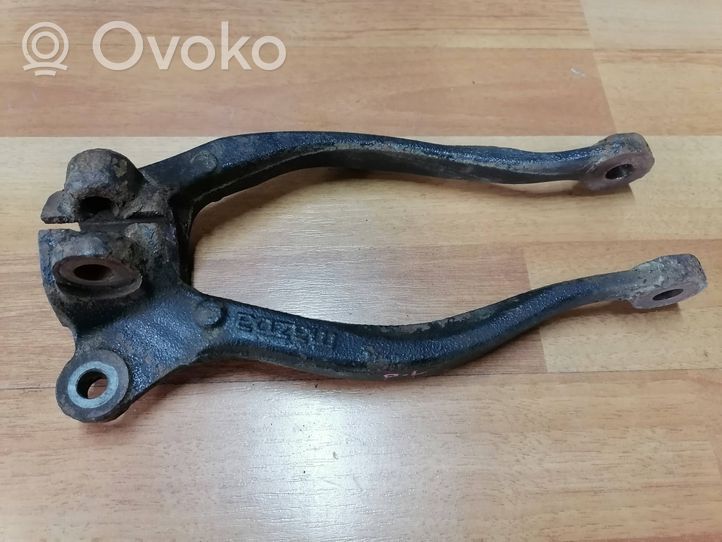 Mazda 6 Support d'amortisseur inférieur GS1D34711B