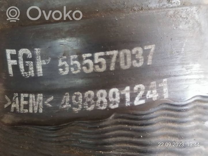 Opel Zafira B Interkūlerio žarna (-os)/ vamzdelis (-iai) 55557037