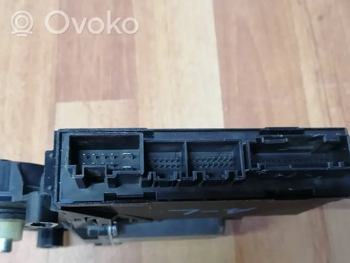 Volkswagen Touareg I Silniczek podnoszenia szyby drzwi tylnych 7L6959704