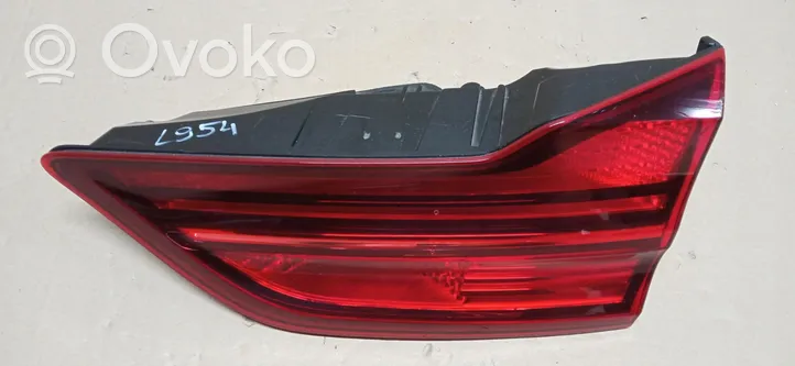 KIA Ceed Luci posteriori del portellone del bagagliaio 92404-J71