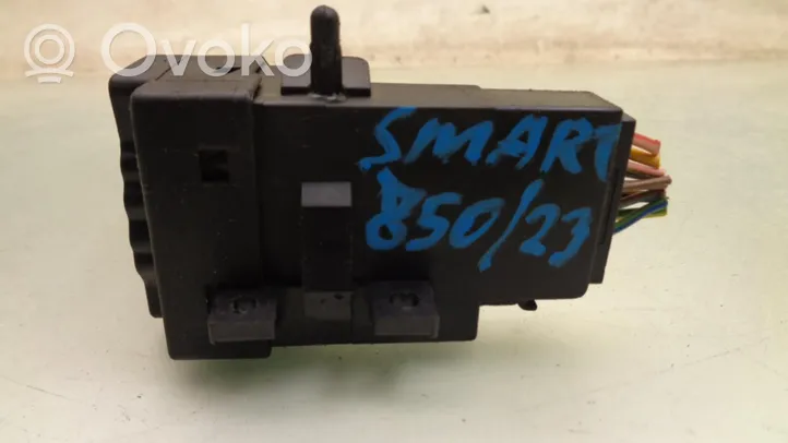Smart ForTwo II Bouton interrupteur de commande d'essuie-glace de phare 87549