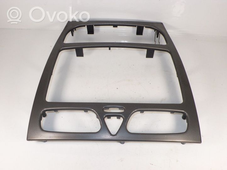 Mercedes-Benz C W203 Panneau de garniture console centrale A2036809039