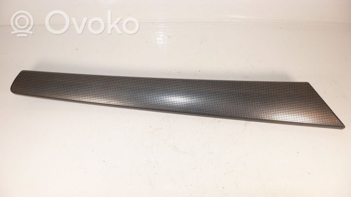 Mercedes-Benz C W203 Baguette moulure de porte arrière A2037300422