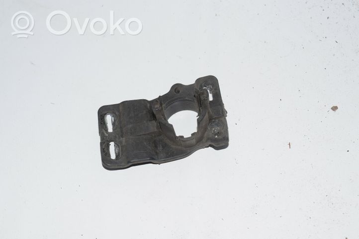 Mercedes-Benz E W211 Supporto anteriore per il sensore di parcheggio (PDC) a2215420417