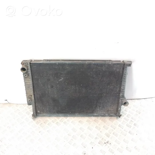 BMW 5 E34 Radiatore di raffreddamento 2243444