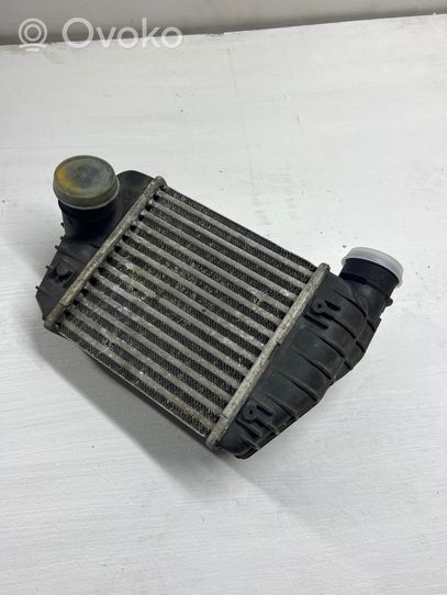 Audi A6 S6 C6 4F Chłodnica powietrza doładowującego / Intercooler 4F0145805S