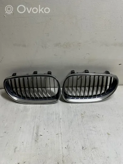 BMW 5 E60 E61 Grille de calandre avant 10627110