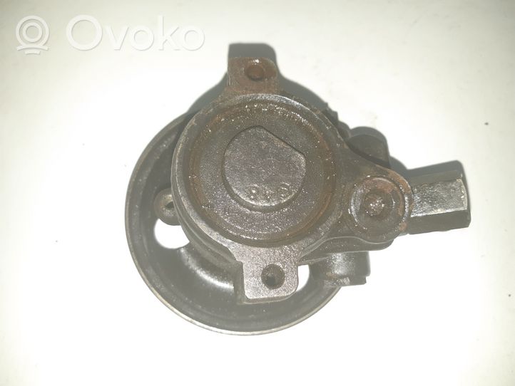 Ford Mondeo MK II Ohjaustehostimen pumppu 94B83A733AA