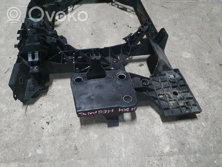 Renault Megane III Support de radiateur sur cadre face avant 