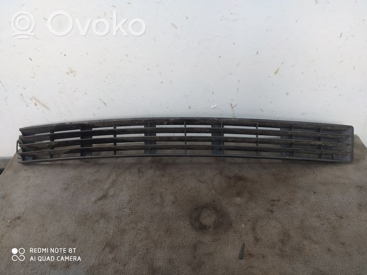 Audi 100 S4 C4 Grille inférieure de pare-chocs avant 4A0853683F