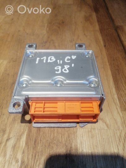 Mercedes-Benz C AMG W202 Airbag control unit/module 0018202126